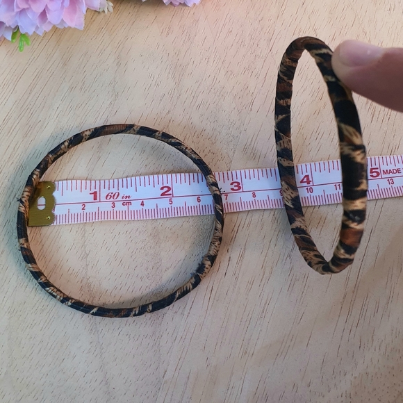 Leopard Print Fabric Bangles - Picture 7 of 7
